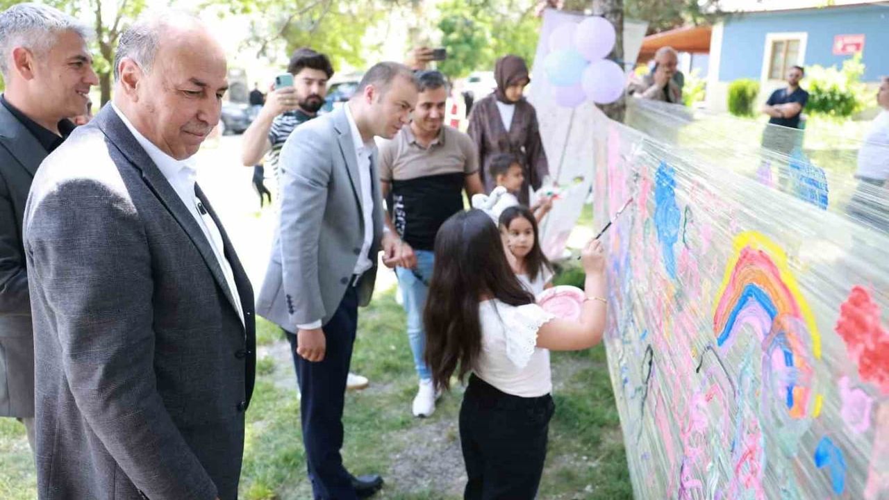 Alaca'da 'Ailemle Eğitim Yolculuğu' Şenliği Veli Çayırı'nda Aileleri ve Çocukları Buluşturdu