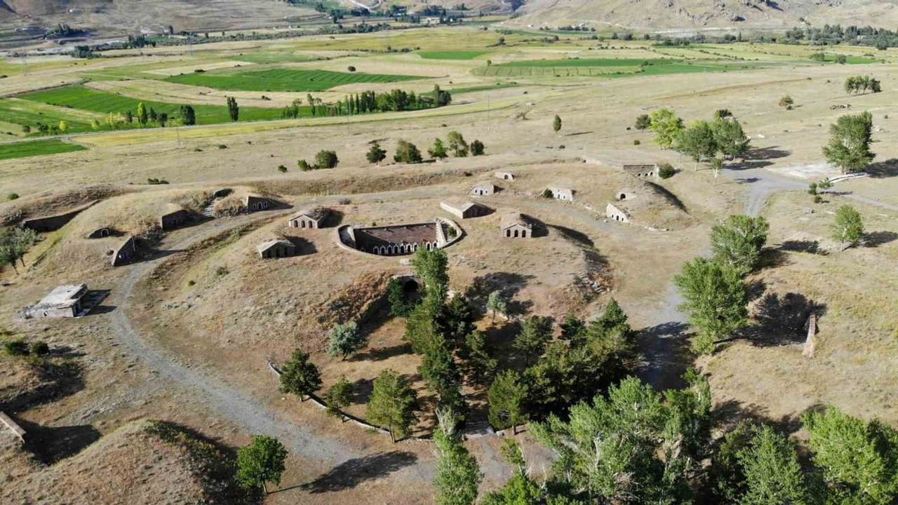 Alaeddin Özdenören'in Erzurum Askerlik Hatıraları: Dumlu, Tafta ve Şahap Paşa Tabyası