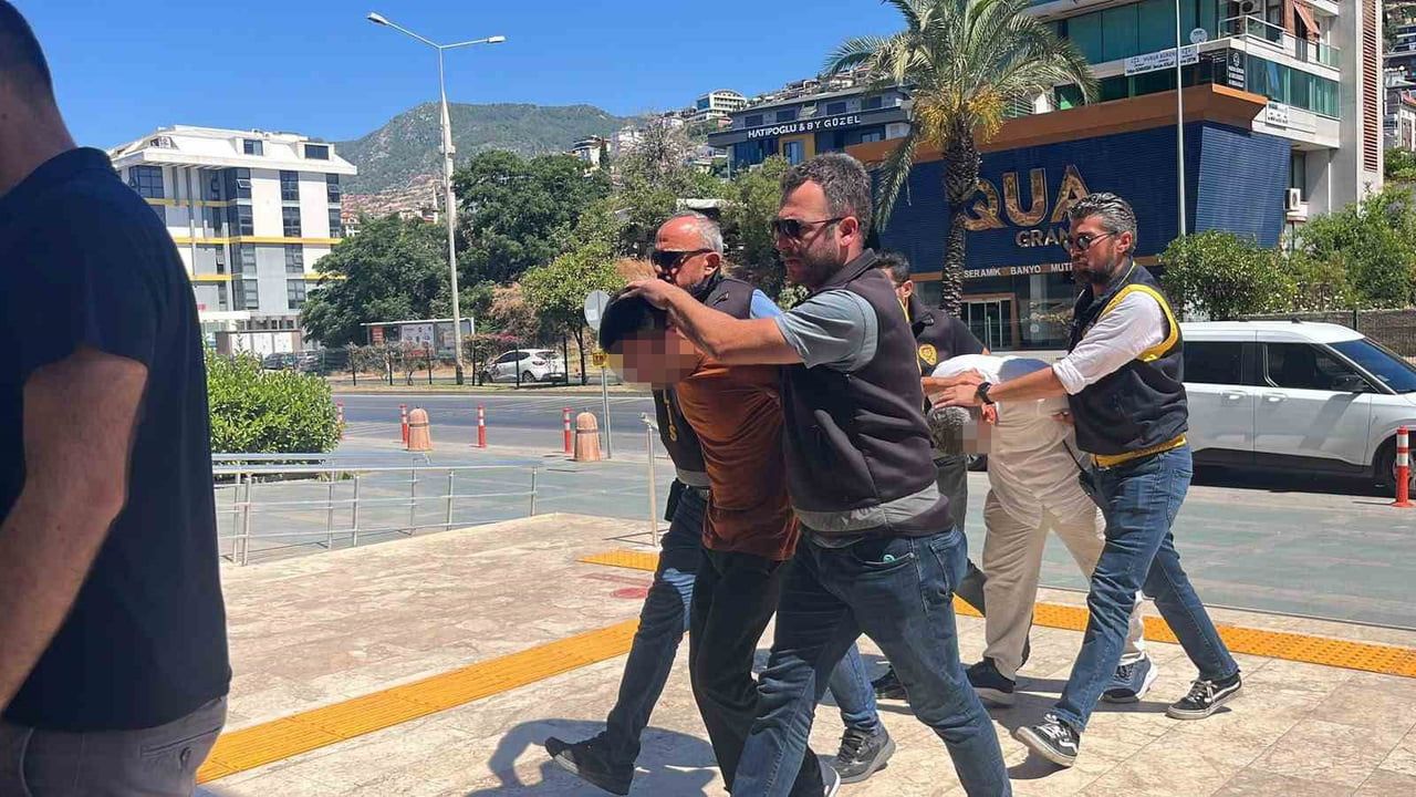 Alanya'daki pompalı tüfekli cinayette 2 tutuklama, 1 şüpheli adli kontrol şartıyla serbest