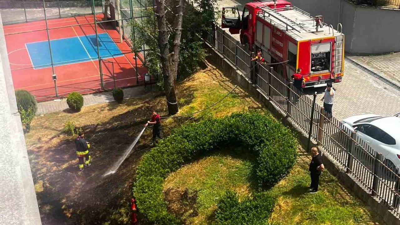 Alaplı'da öğrenci yurdu bahçesinde çıkan yangın kısa sürede söndürüldü