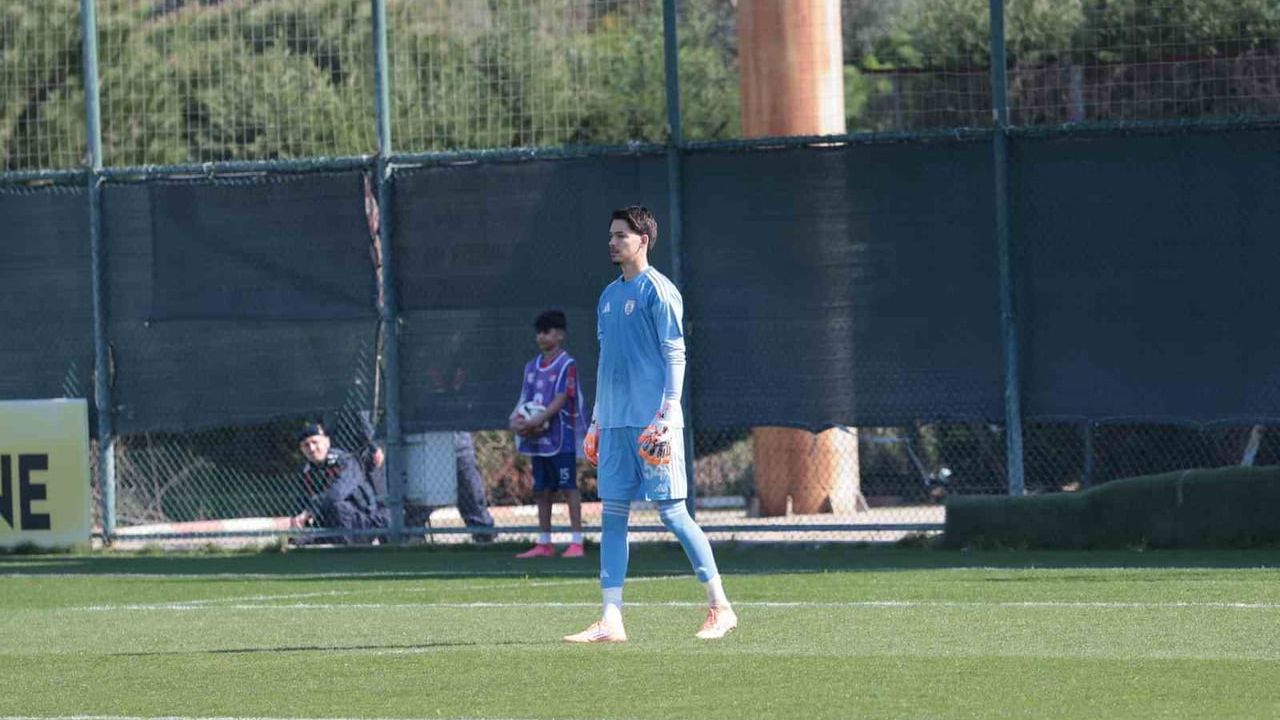 Altınordu kalecisi Arif Şimşir Çorum FK'ya transfer oluyor