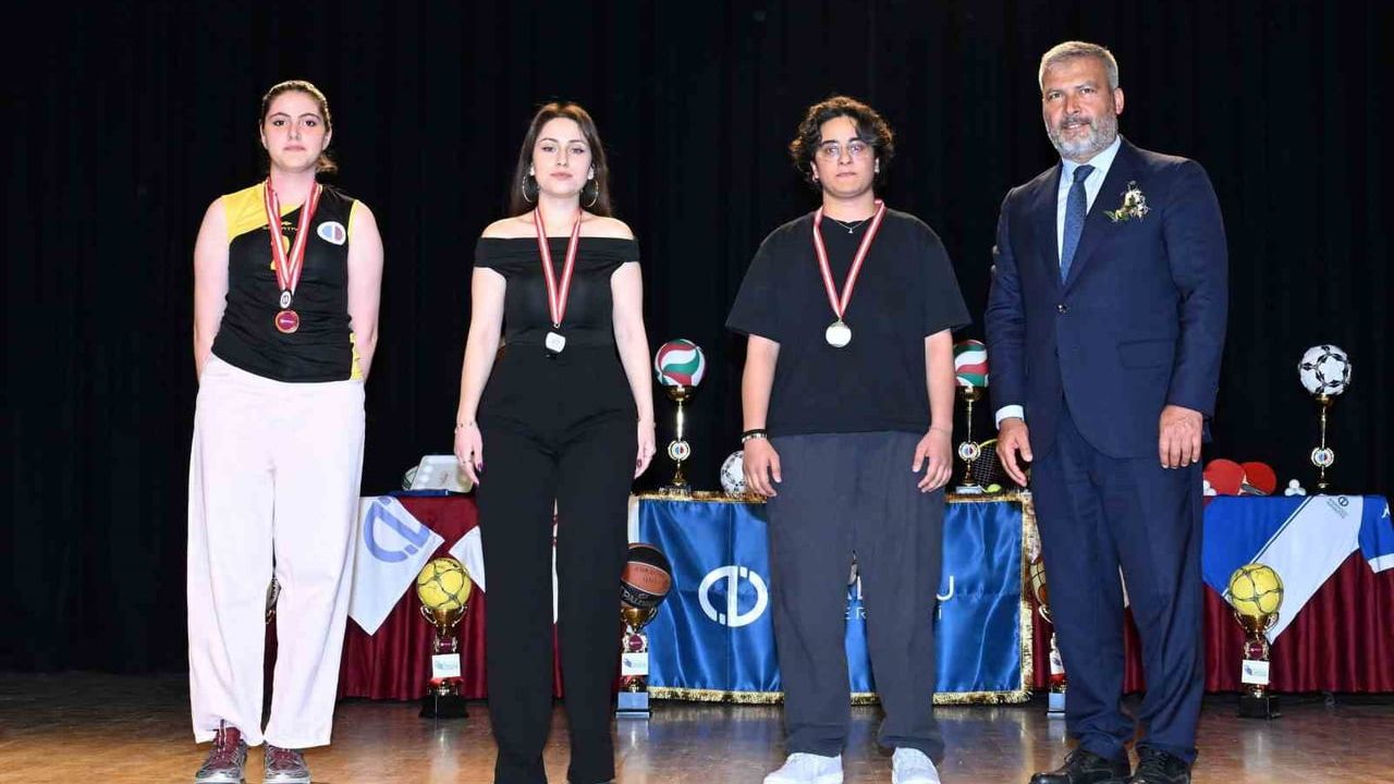 Anadolu Üniversitesi Spor Ödülleri 2026 sahiplerini buldu
