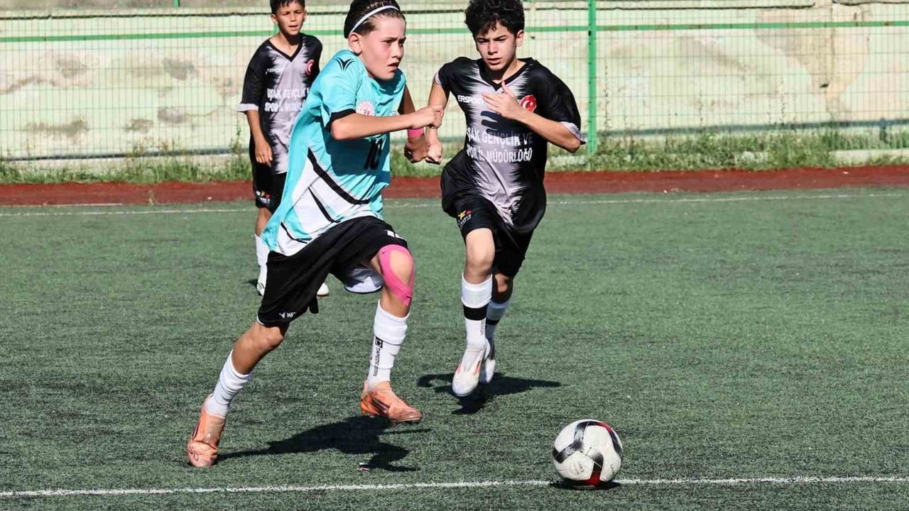ANALİG futbol müsabakaları Manisa'da başladı