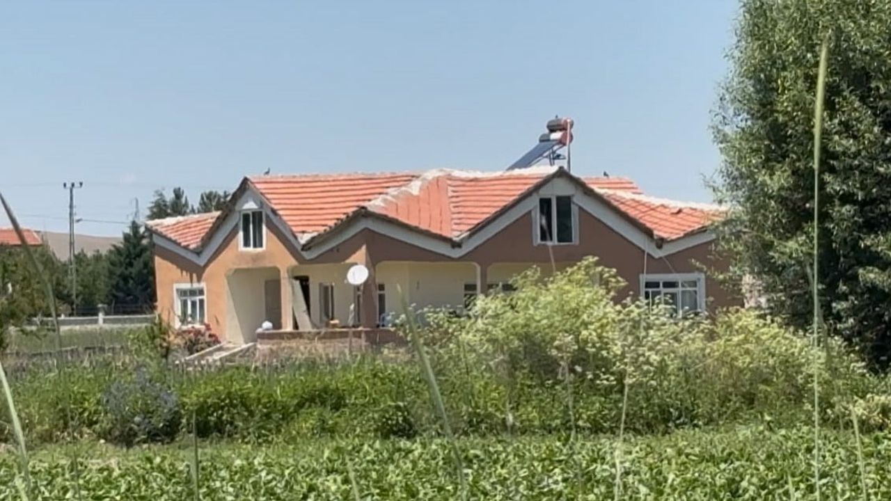 Ankara'da PÖH operasyonu: DEAŞ üyesi çiftin evindeki incelemeler sürüyor