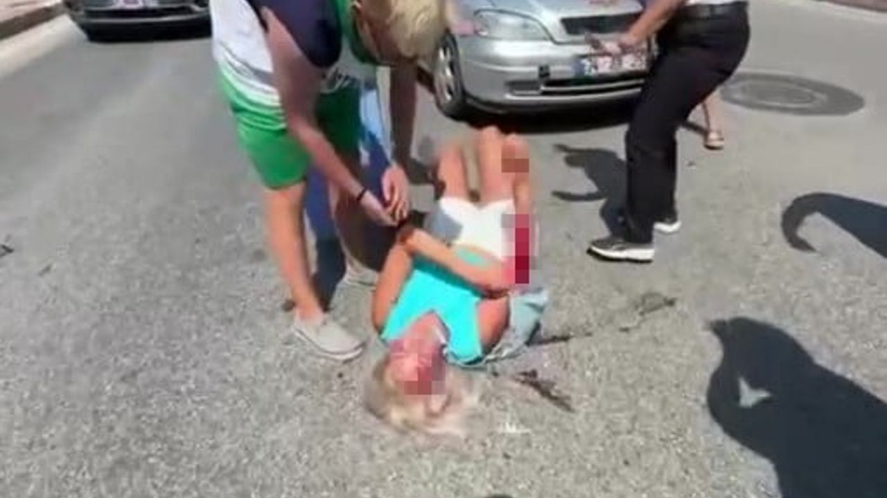 Antalya'da yaya geçidinde kaza: sürücü gözüne sinek kaçtığını söyledi