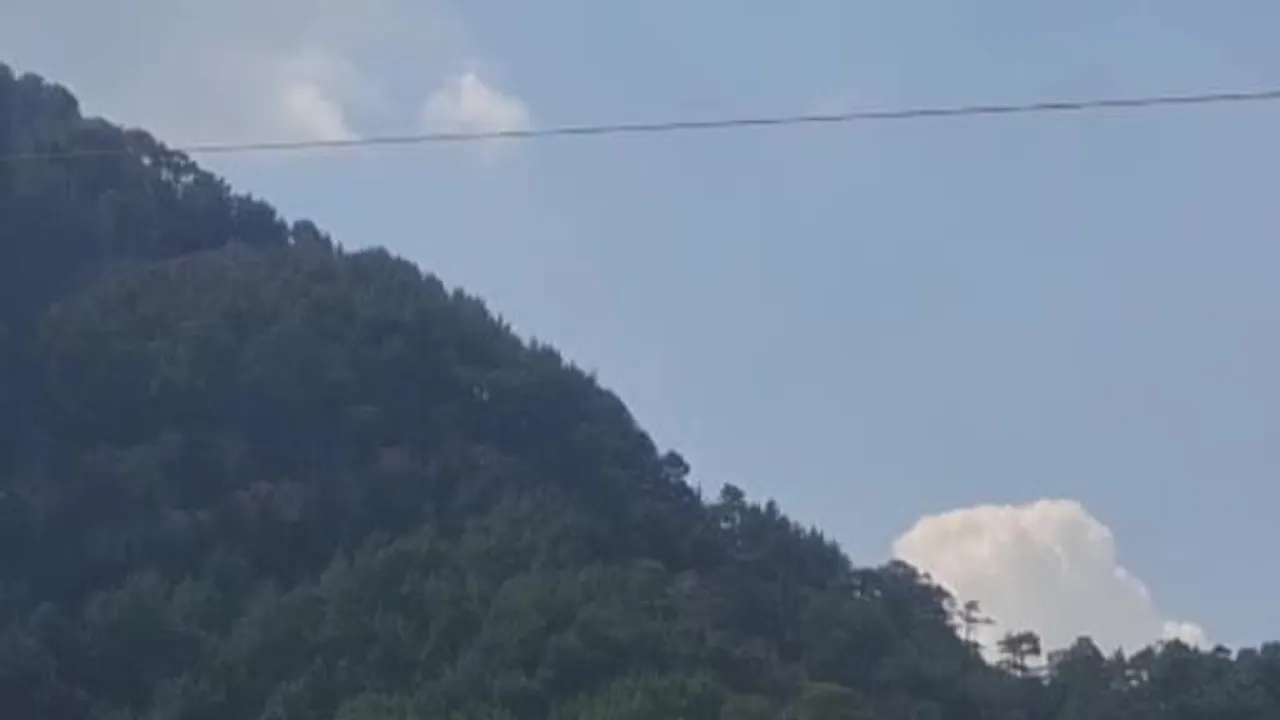 Antalya’da yıldırımın neden olduğu orman yangını kontrol altına alındı