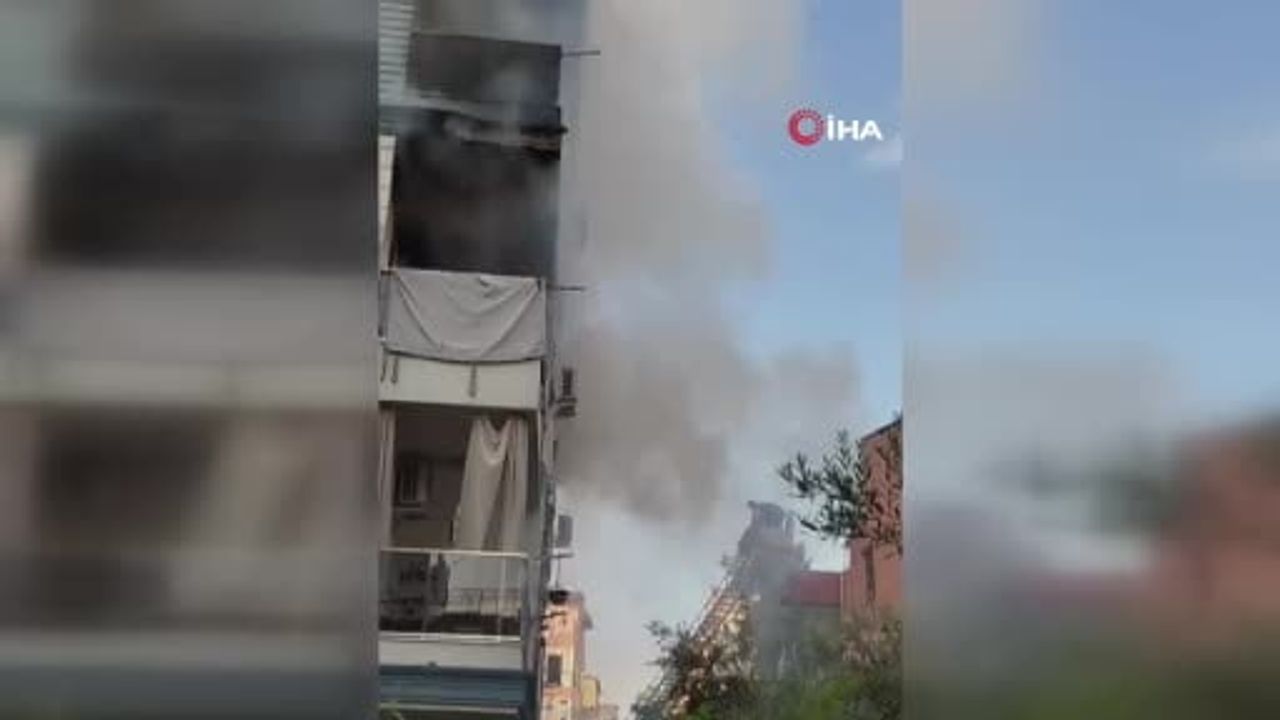 Apartmanda çıkan yangında 10 kişi kurtarıldı