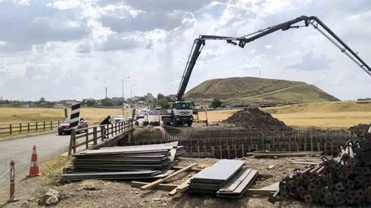 Araban'da Araban-Fıstıklıdağ grup yolundaki köprü yenileme çalışmaları devam ediyor