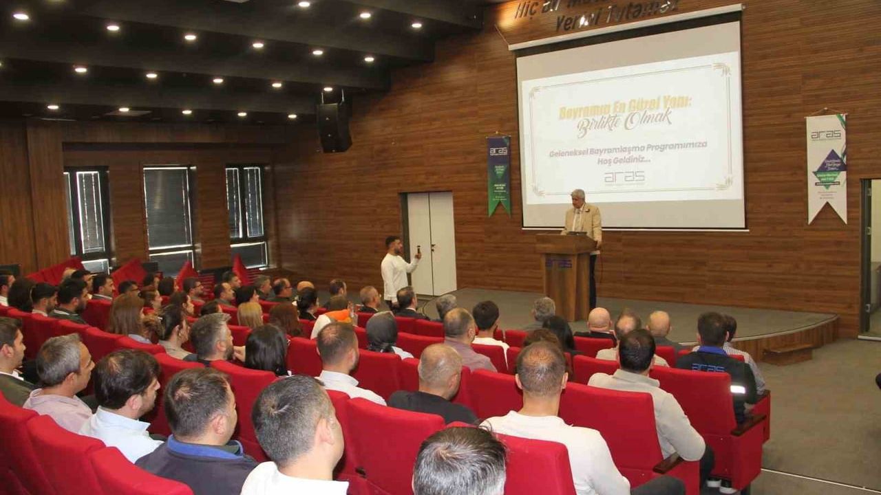 Aras Elektrik, Kurban Bayramı sonrası geleneksel bayramlaşma etkinliğinde çalışanlarıyla buluştu