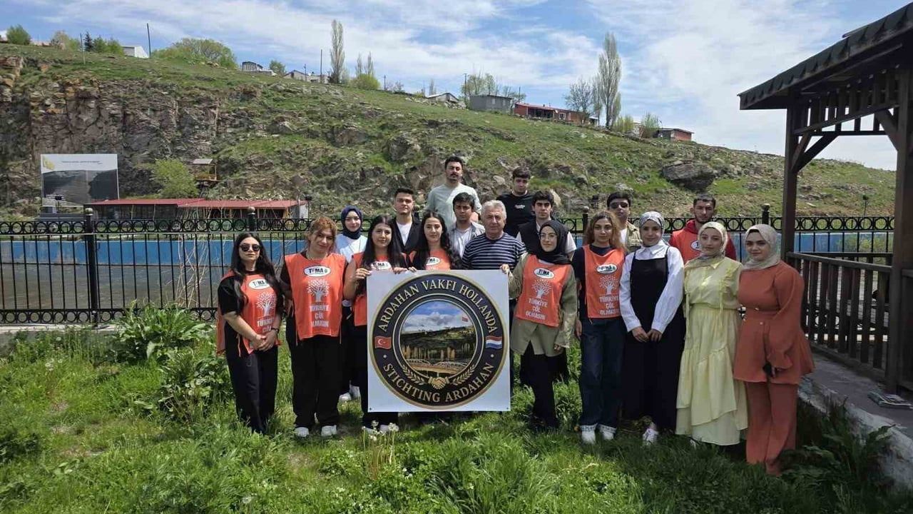 Ardahan'da 'Ardahan Yeşillensin' ağaçlandırma etkinliği: 590 fidan teslim edildi