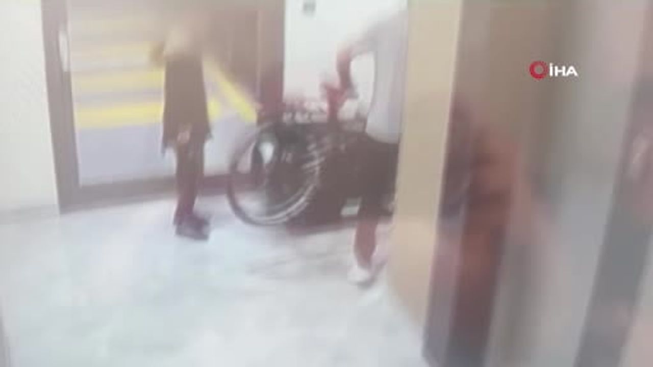 Arnavutköy'de çalınan bisiklet şüpheli tarafından polis merkezine teslim edildi