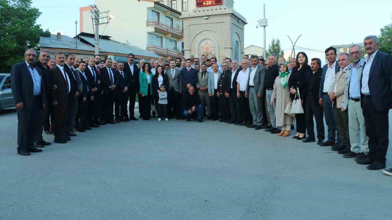 Aşkale kaymakamı Emre Oğuztürk'e duygu dolu veda
