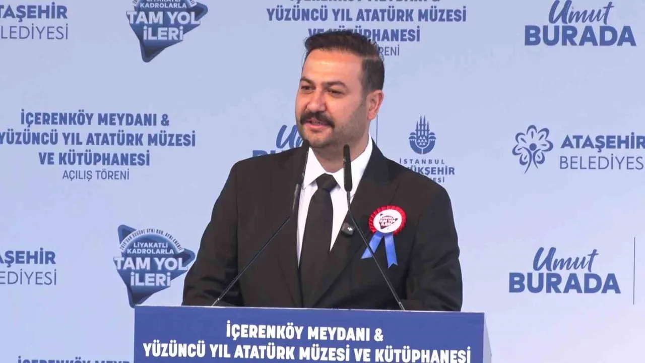 Ataşehir’de Yüzüncü Yıl Atatürk Müzesi ve kütüphanesi ile İçerenköy Meydanı açıldı