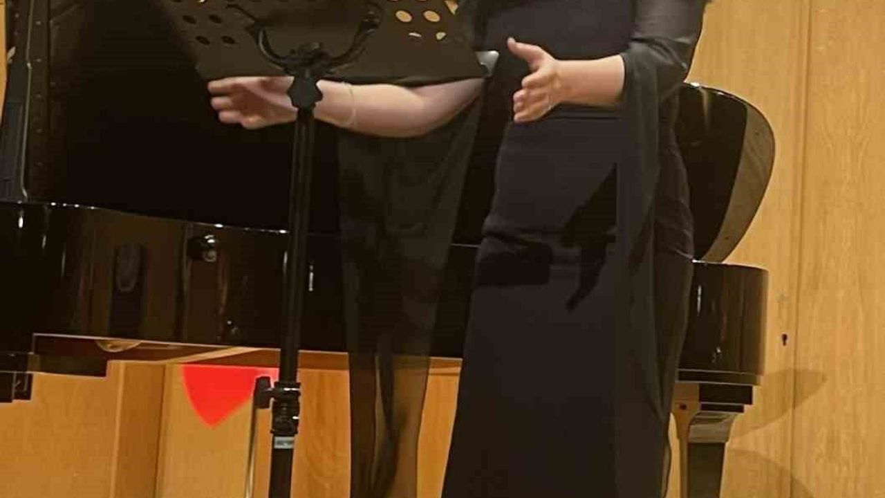 Atatürk Üniversitesi Müzik Eğitimi Öğrencilerinden Şan Konseri Bilkent Erzurum'da Yoğun Katılımla Gerçekleşti