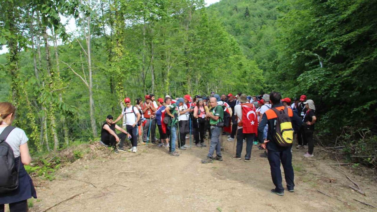 Atatürk ve İstiklal Yolu Yürüyüşü ikinci gününde: İnebolu-Kastamonu güzergahında 24 km etap başladı