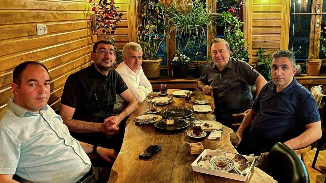 ATSO başkanı Demirci’den ödül alan Ardahanlı gazetecilere tebrik