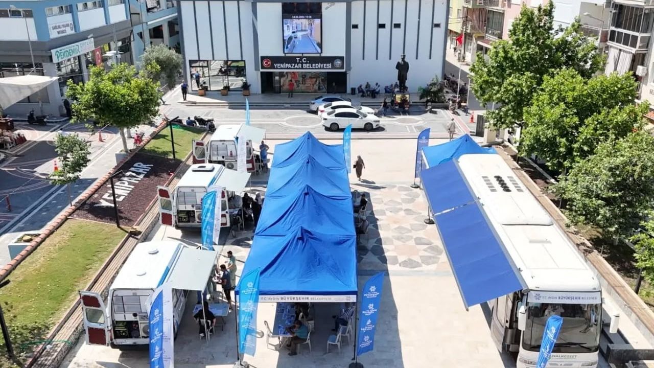 Aydın Büyükşehir Belediyesi'nin mobil sağlık ve et araçları Yenipazar'da yoğun ilgi gördü