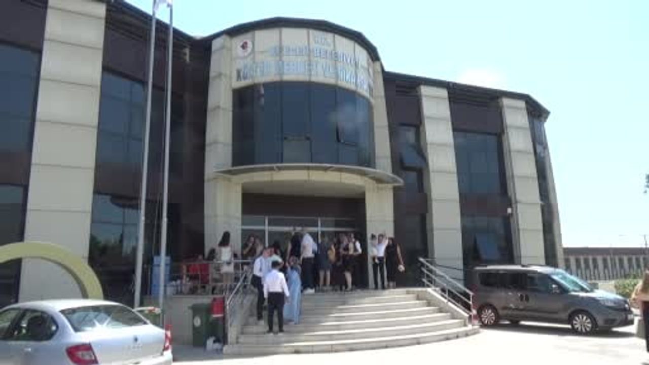 Aydın Efeler'de 06.06.2026 tercihi: İlçe nikah dairesinde 16 çift evlendi