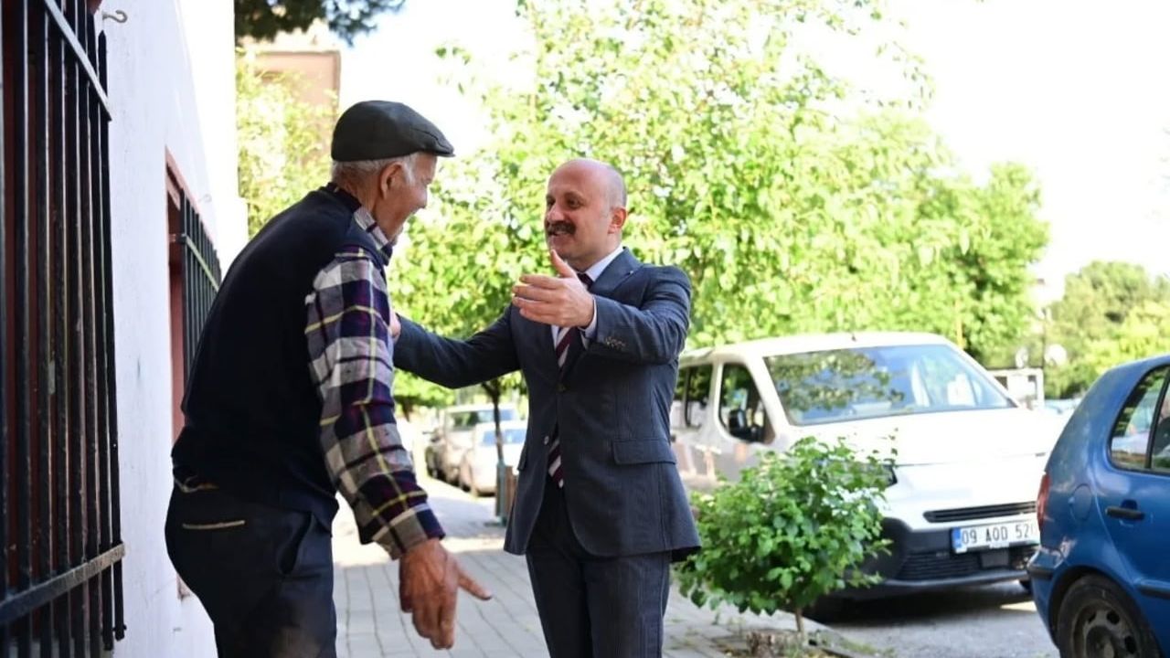 Aydın Valisi Dr. Osman Varol Efeler Gençlik Caddesi'nde Esnafla Buluştu