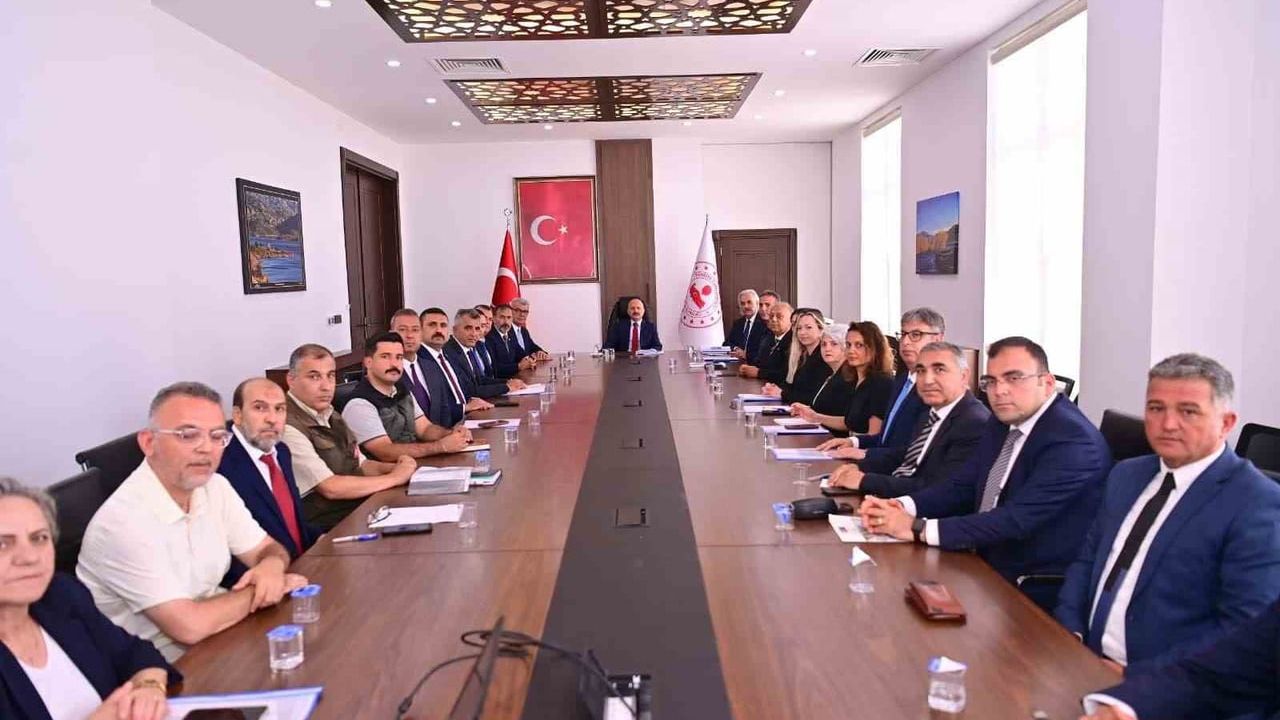 Aydın valisi Dr. Osman Varol Söke’de kamu yatırımlarını ve çalışmaları inceledi