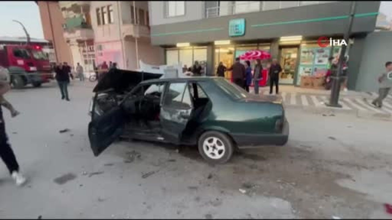 Aydıncık'ta fren arızası yaşayan otomobil iki araca çarptı: 6 yaralı