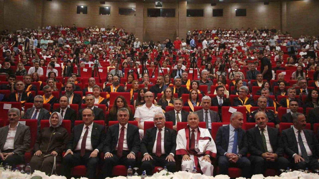 AYM Başkanı Kadir Özkaya: Adalet toplumun ortak vicdanıdır