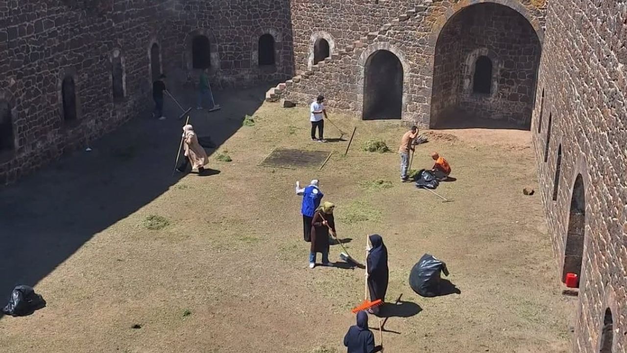 Aziziye Tabyaları'nda ecdada vefa etkinliği