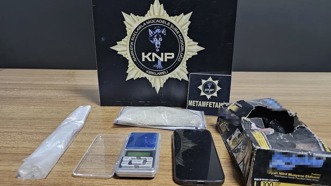 Babaeski'de 130 gram metamfetamin ele geçirildi, 2 şüpheli tutuklandı