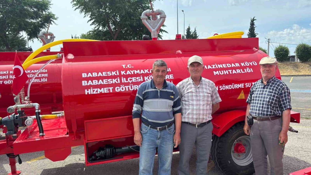 Babaeski'de köylere 16 yangın söndürme tankeri dağıtıldı