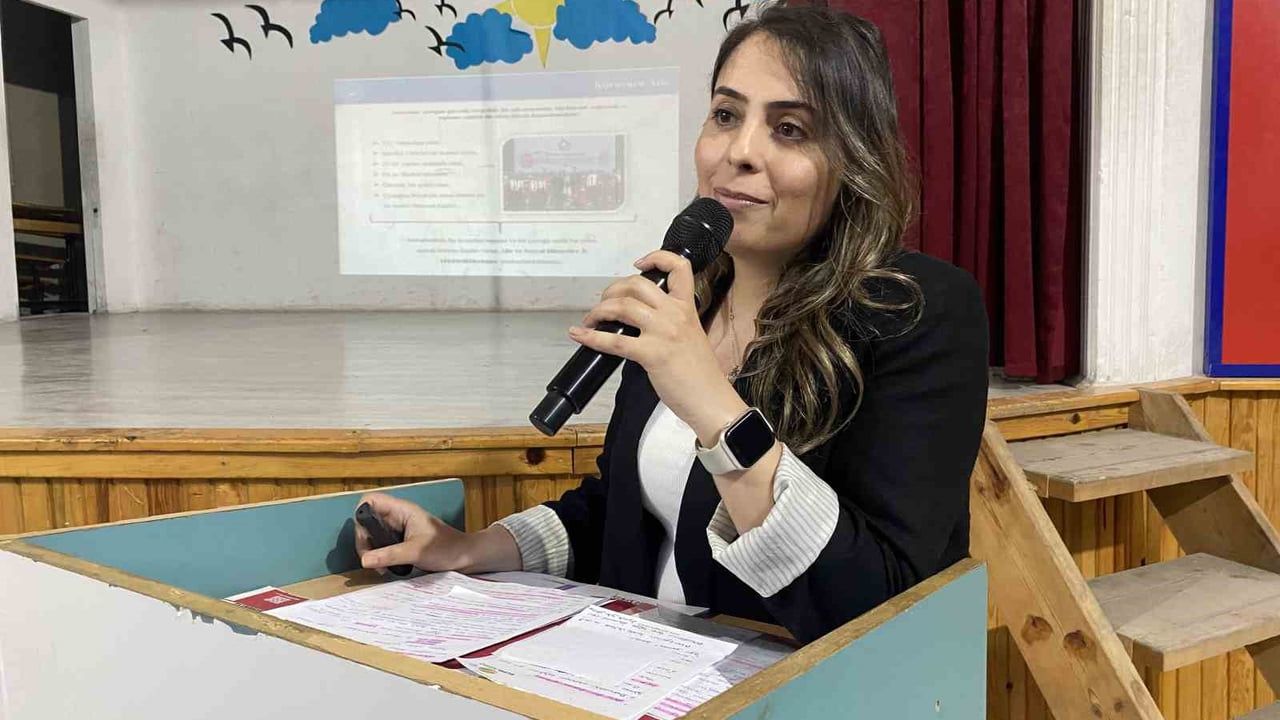Bağımlılıkla mücadelede ailelere hayati eğitim
