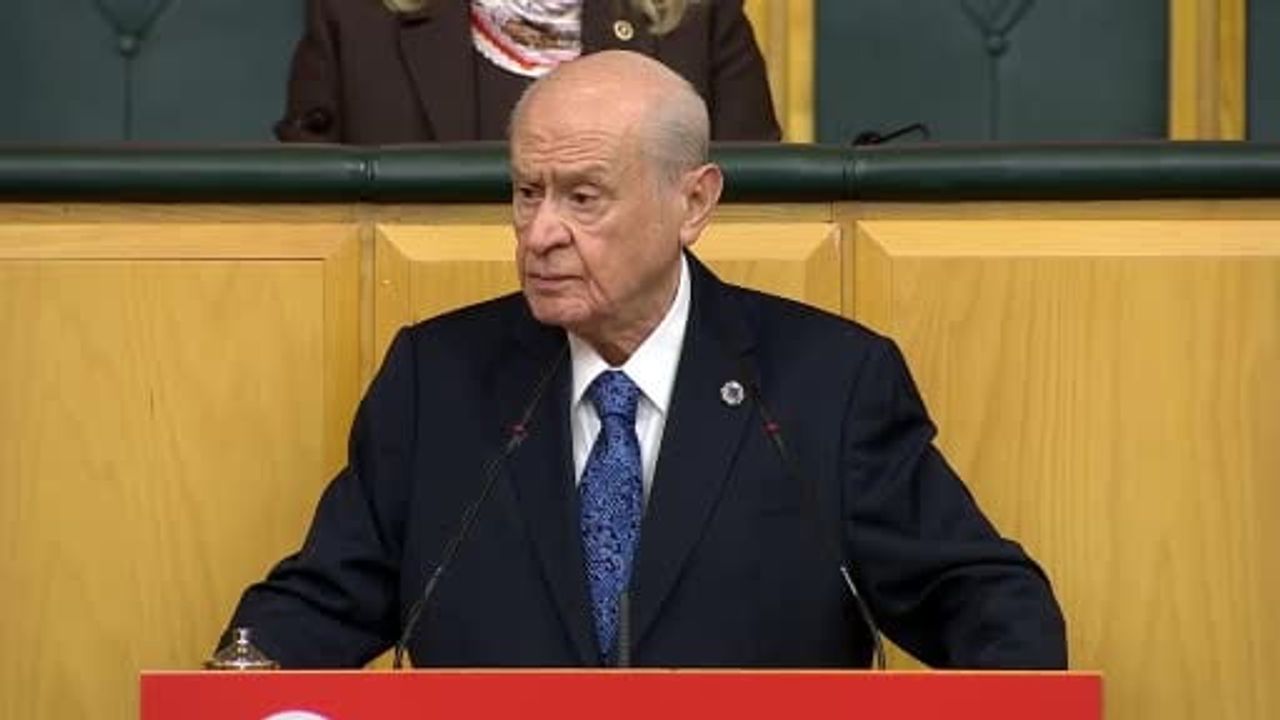 Bahçeli: dün yaptırım diyen bugün kaldıranlardı