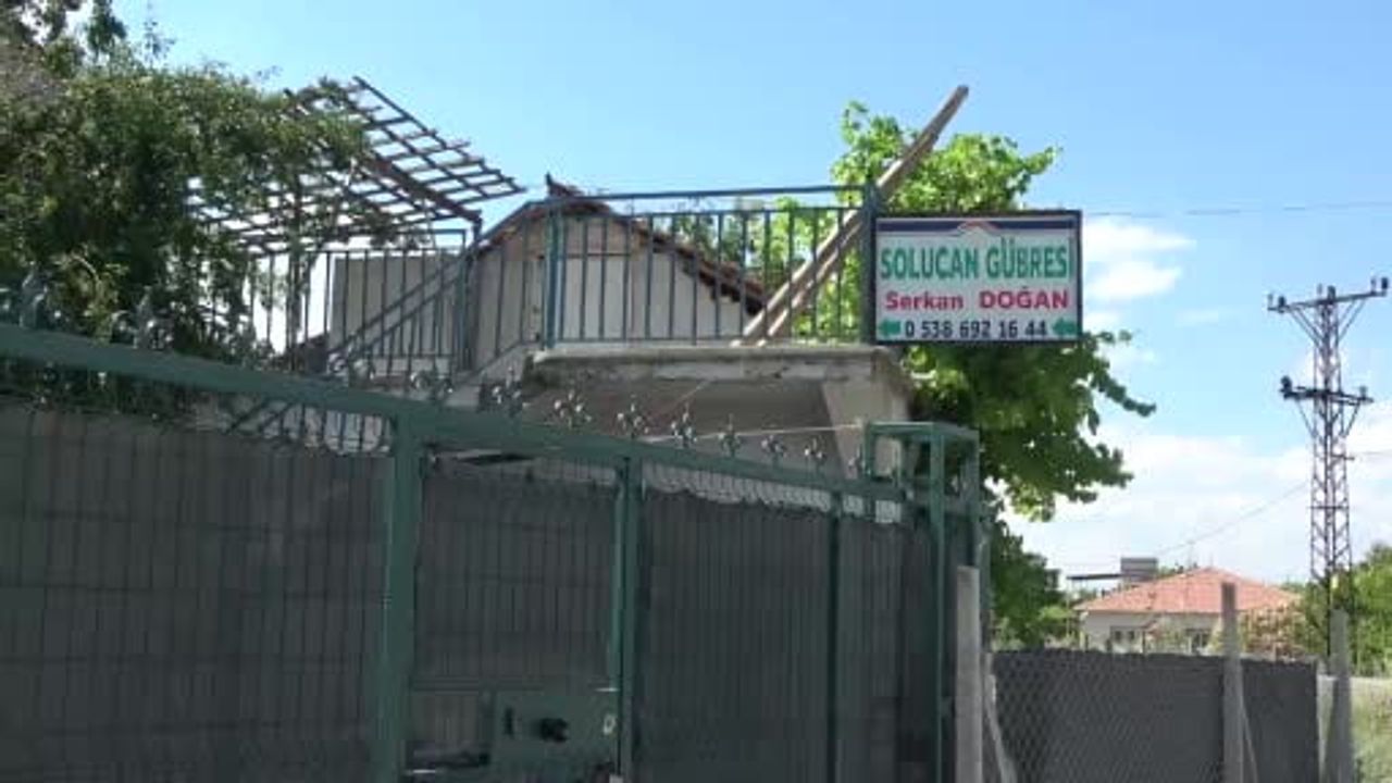 Bahçesinde ürettiği solucan gübresi gelir kaynağı oldu