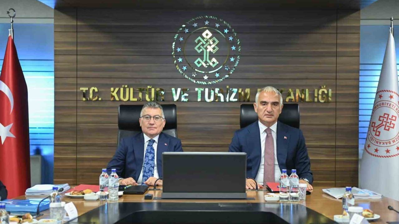 Bakan Ersoy: Sivas’ın turizm potansiyelini daha da ileri taşıyacak yol haritasını değerlendirdik