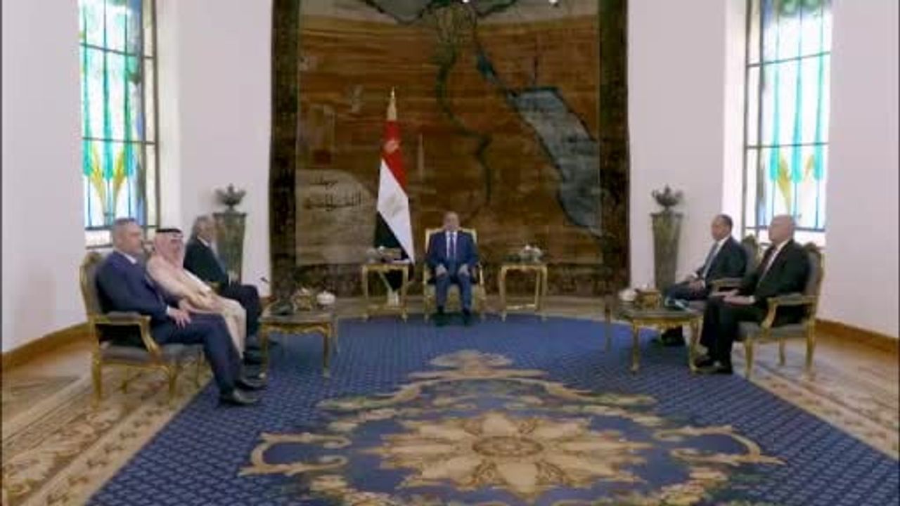 Bakan Fidan, Abdülfettah es-Sisi ile Kahire'de görüştü