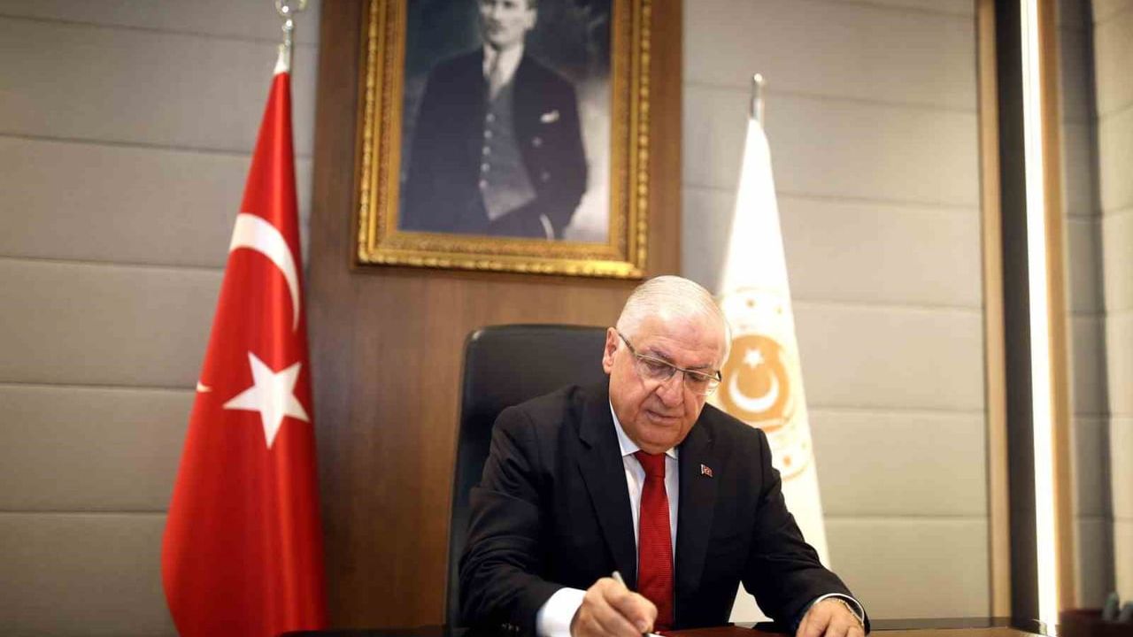 Bakan Güler'den babalar günü mesajı