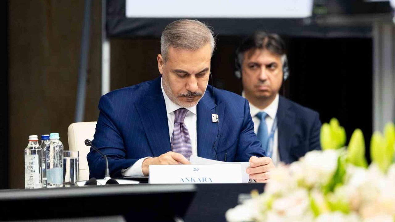 Bakan Hakan Fidan, Cumhurbaşkanı Erdoğan'ı temsilen GDAÜ Zirve Toplantısı'na Katıldı