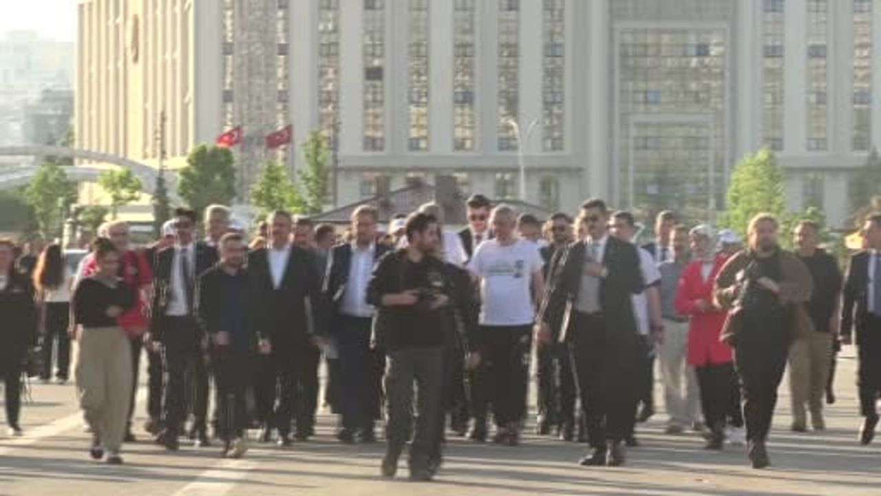 Bakan Memişoğlu: '10 milyonun üstünde insana 513 ton kilo kaybettirdik' — 'Hareket Yaşını Öğren, Sağlıklı Yaşa' kampanyası tanıtıldı