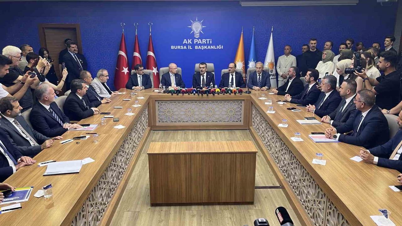 Bakan Tekin: Bursa’da öğretmen ve derslik sayısı 2,5 kat arttı