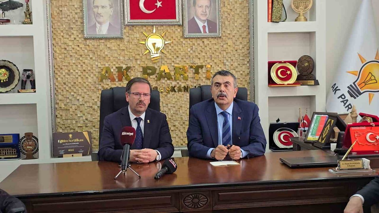 Bakan Tekin: derslik başına düşen öğrenci sayısı Türkiye genelinde 20'li rakamlara düştü