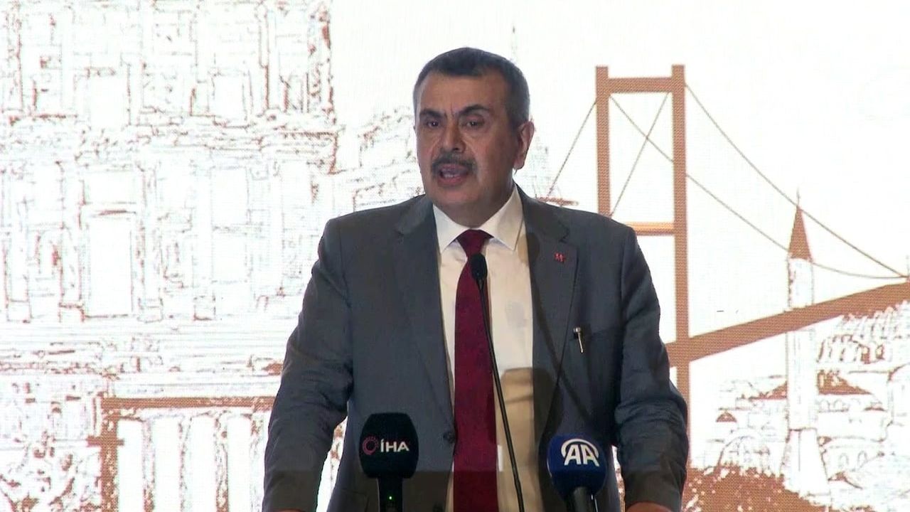 Bakan Tekin: Mesleki eğitimin 28 Şubat etkileri sürüyor; Türk Dünyası Mutfağı yarışmasının ödül töreni yapıldı