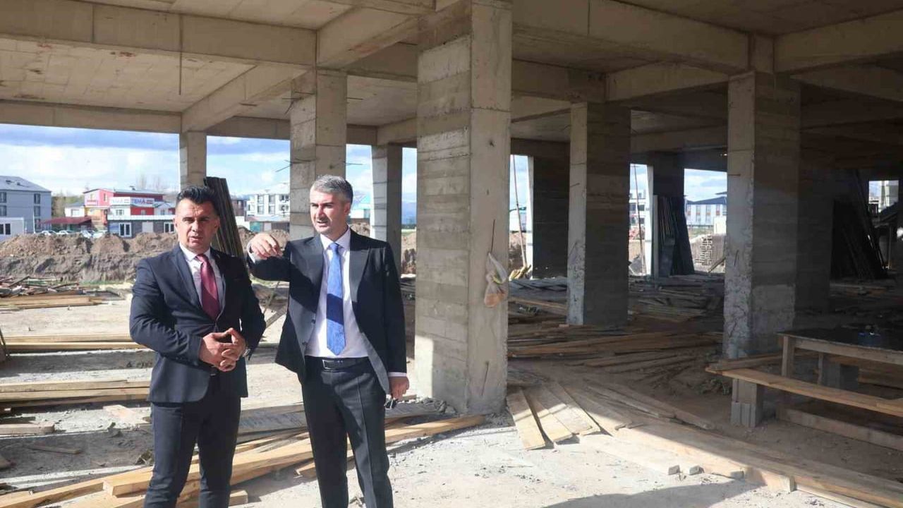 Bakan Yardımcısı Tarıkdaroğlu Dadaşkent'te Huzurevi Projesini İnceledi