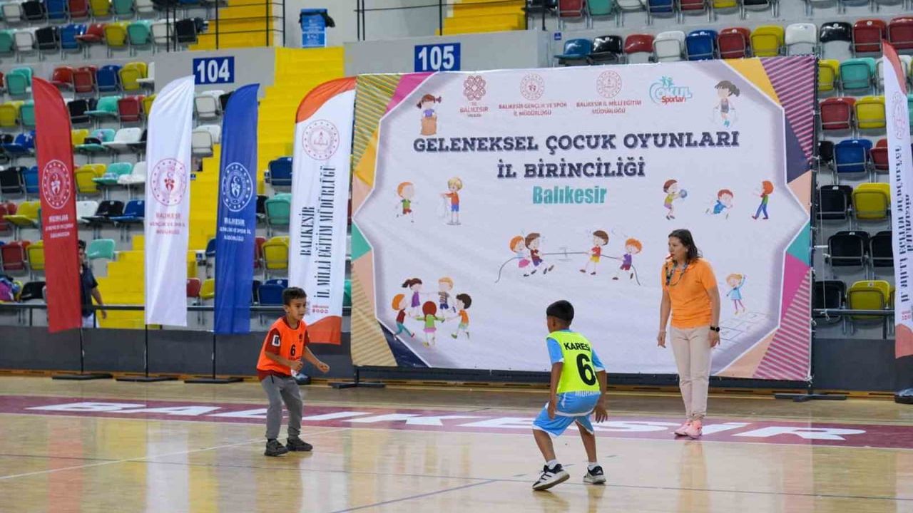 Balıkesir'de Geleneksel Çocuk Oyunları İl Finalleri Başladı — 470 Okul, 43 bin 50 Öğrenci Katılıyor