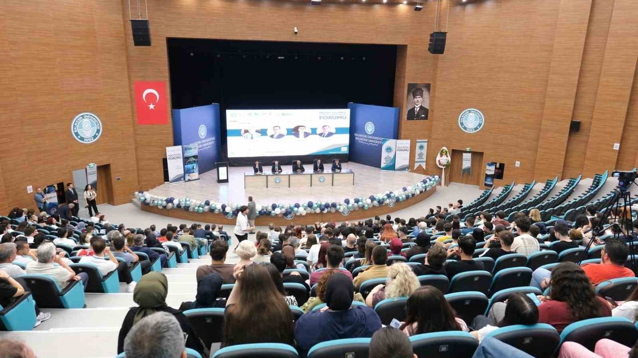 Balıkesir'de 'Mesleki Eğitimde Üniversite‑Sanayi İş Birliği' paneli: 3+1 ve 7+1 modelleri öne çıktı