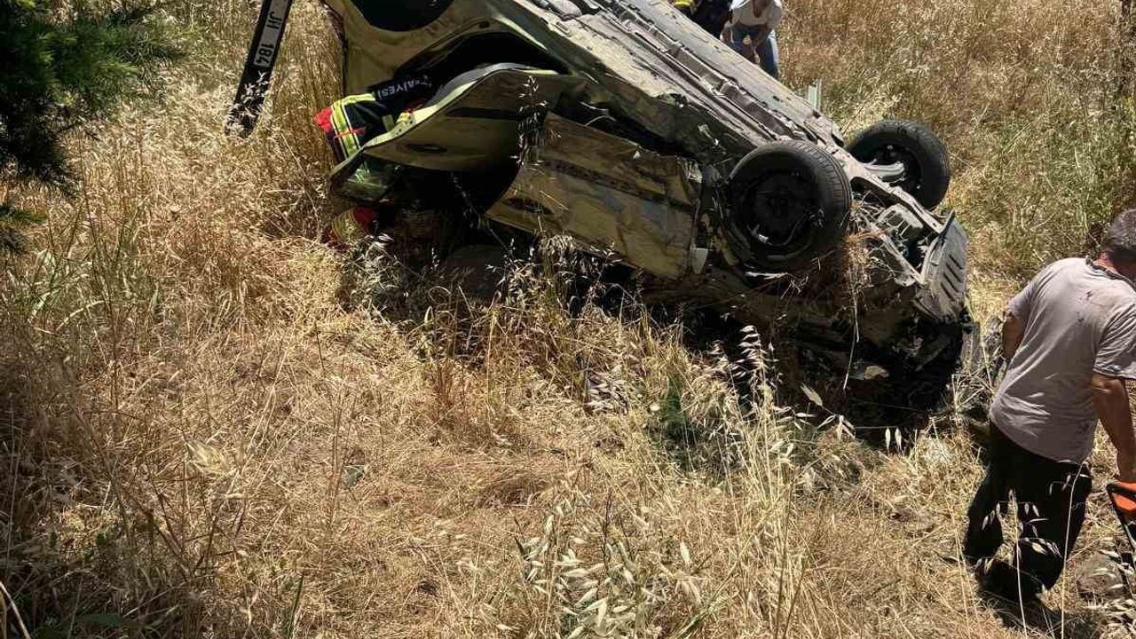 Bandırma-Susurluk yolunda arının neden olduğu kazada 1 kişi öldü, 4 kişi yaralandı