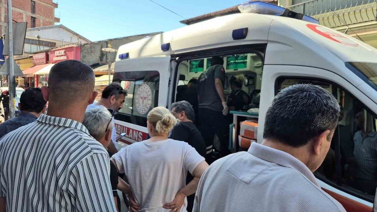 Bartın'da cadde ortasında yaralı bulunan kişi hastaneye kaldırıldı