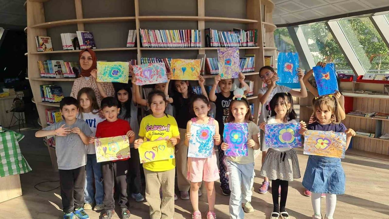 Başiskele’de Çocuklar Ebru Sanatıyla Buluştu