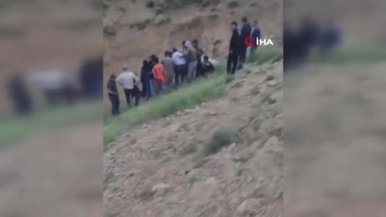 Başkale’de araç şarampole yuvarlandı: 1 ölü