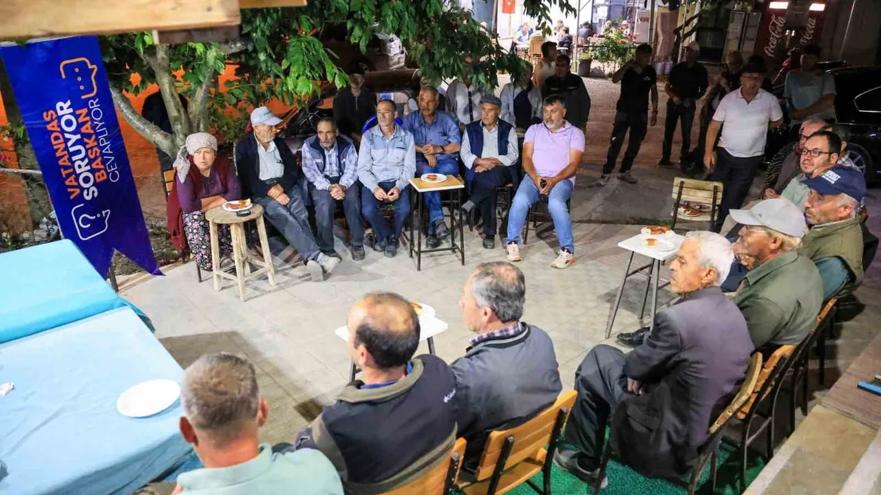 Başkan Arslan 'Vatandaş Soruyor, Başkan Cevaplıyor' toplantısında Arıkaya sakinleriyle buluştu