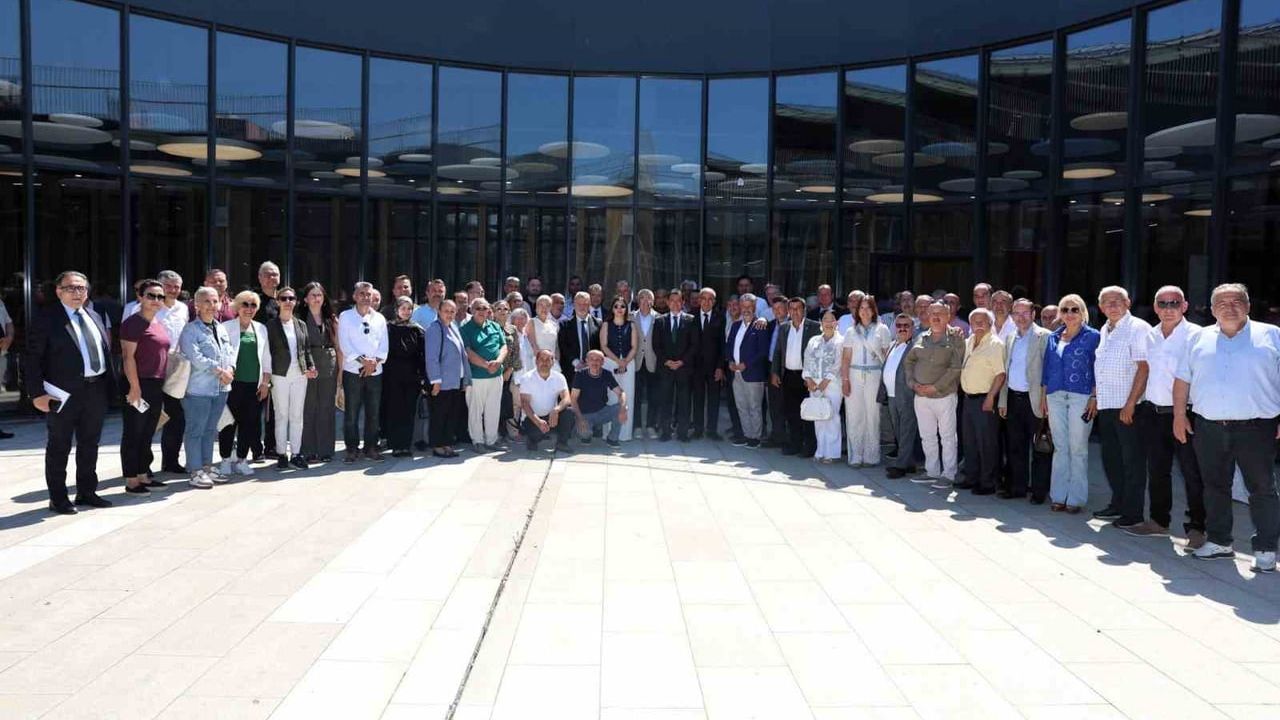 Başkan Aydın muhtarlarla ortak akıl buluşmasında sorunları dinledi