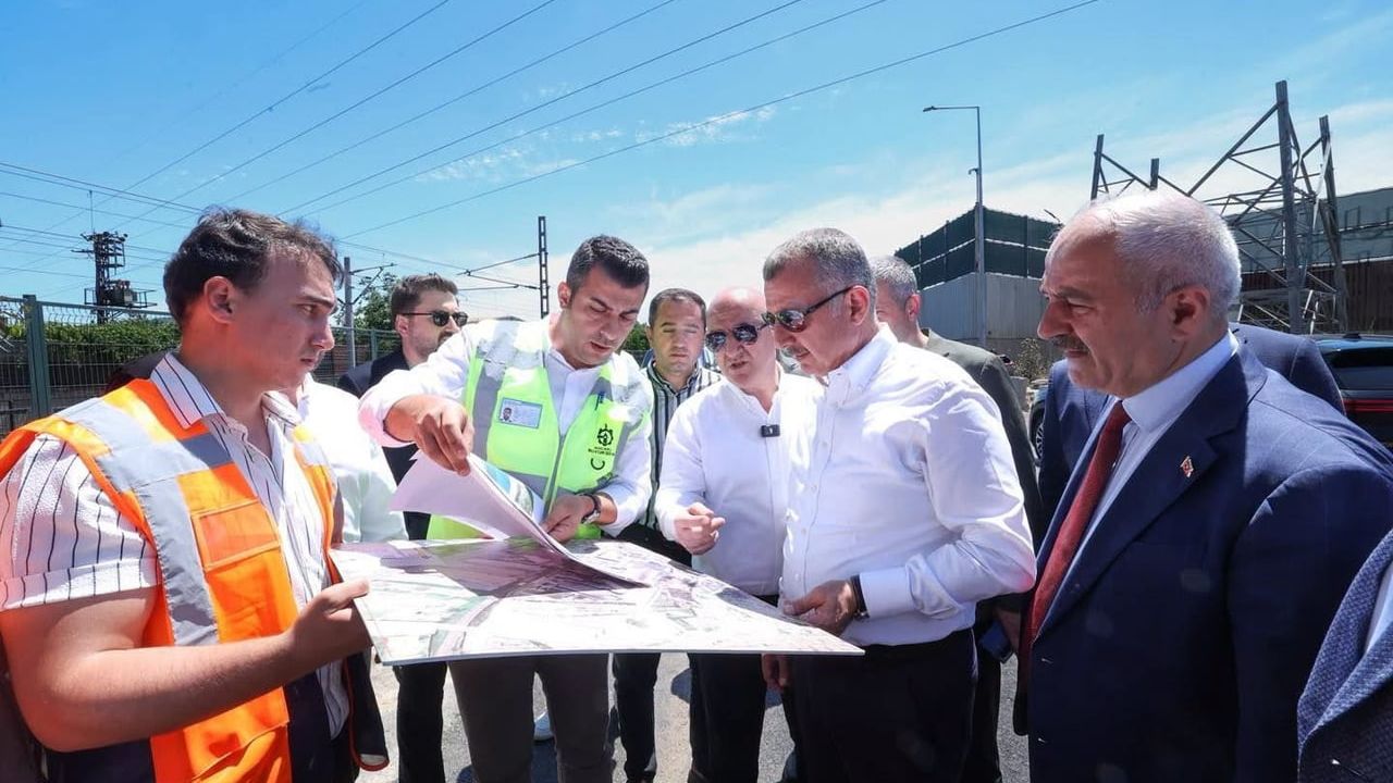 Başkan Büyükakın Darıca Dutluk Sokak’taki çalışmaları yerinde inceledi